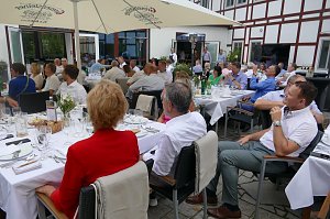 Exklusives Event bei Autohaus Peter mit Günther Jauch als Ehrengast
