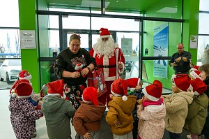 Ein weihnachtliches Abenteuer für die Frösche des DRK-Kindergartens Sonnenschein