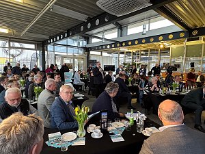 Unternehmerfrühstück im Autohaus Peter